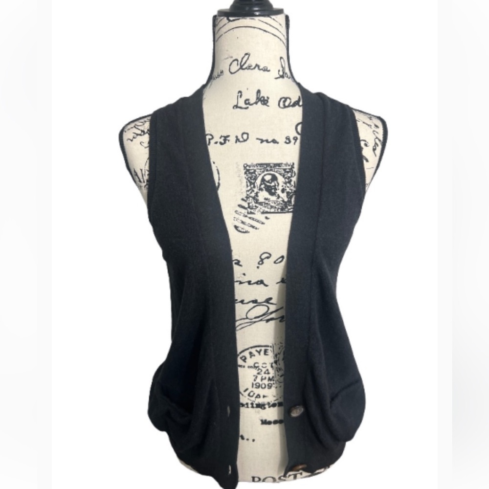 Gap Y2K Charcoal Gray‎ Cardigan Sleeveless Sweater Vest with Pockets